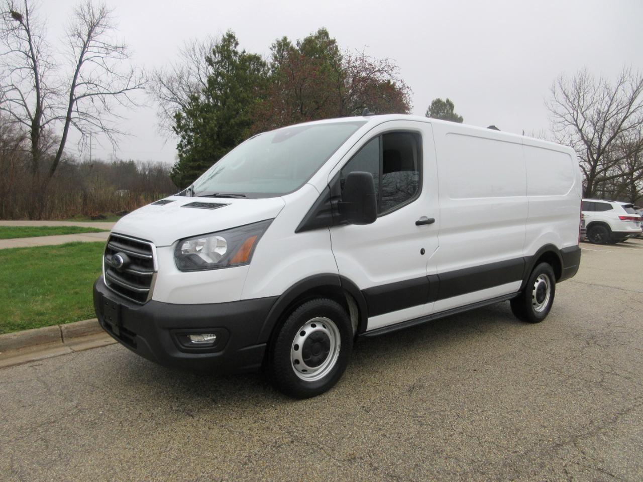 Ford Transit 150 Van Low Roof w/Sliding Pass. 130-in. WB 2020