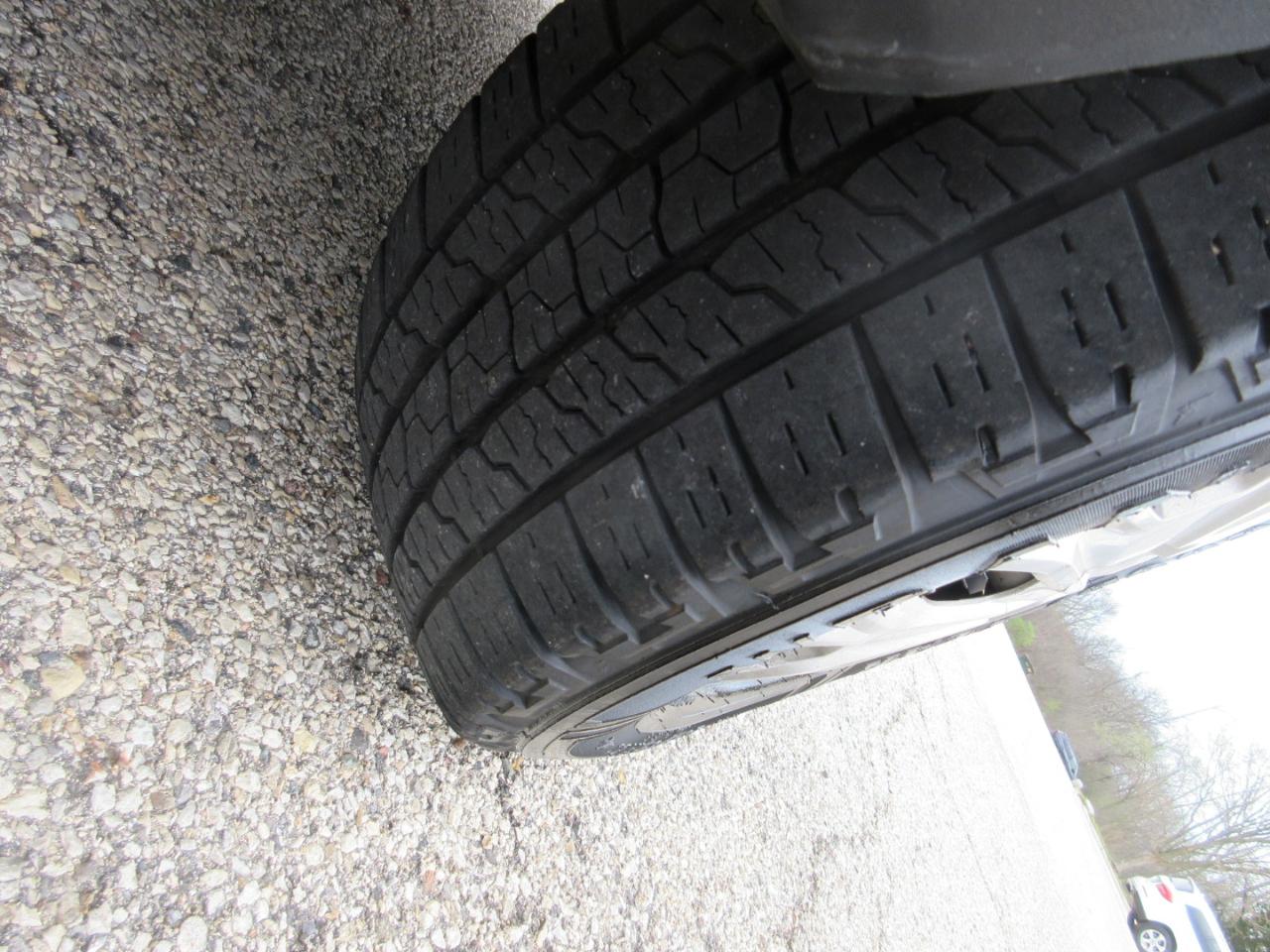 Ford Transit T-250 130" Low Rf 9000 GVWR Swing-Out RH Dr 2019