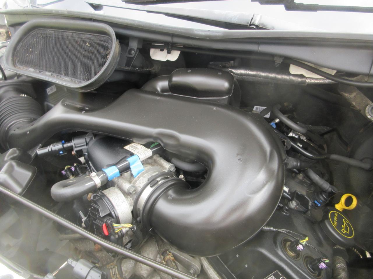 Ford Transit T-250 130" Low Rf 9000 GVWR Swing-Out RH Dr 2019