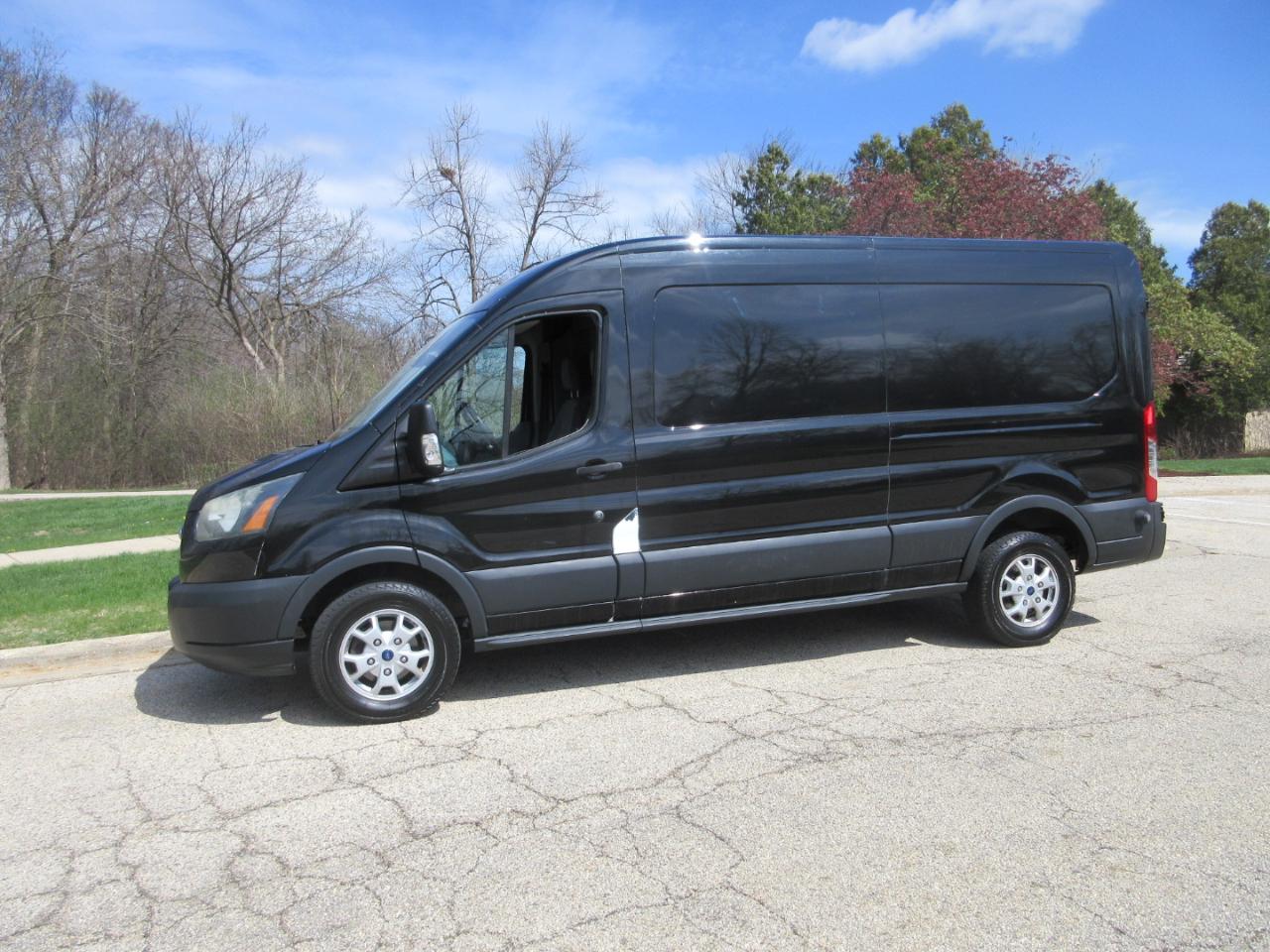 Ford Transit Cargo Van T-250 148" Med Rf 9000 GVWR Sliding RH Dr 2015