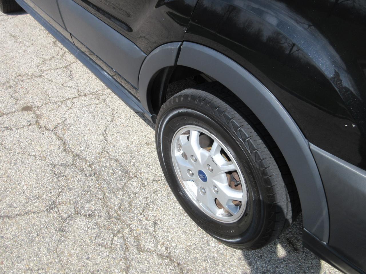 Ford Transit Cargo Van T-250 148" Med Rf 9000 GVWR Sliding RH Dr 2015