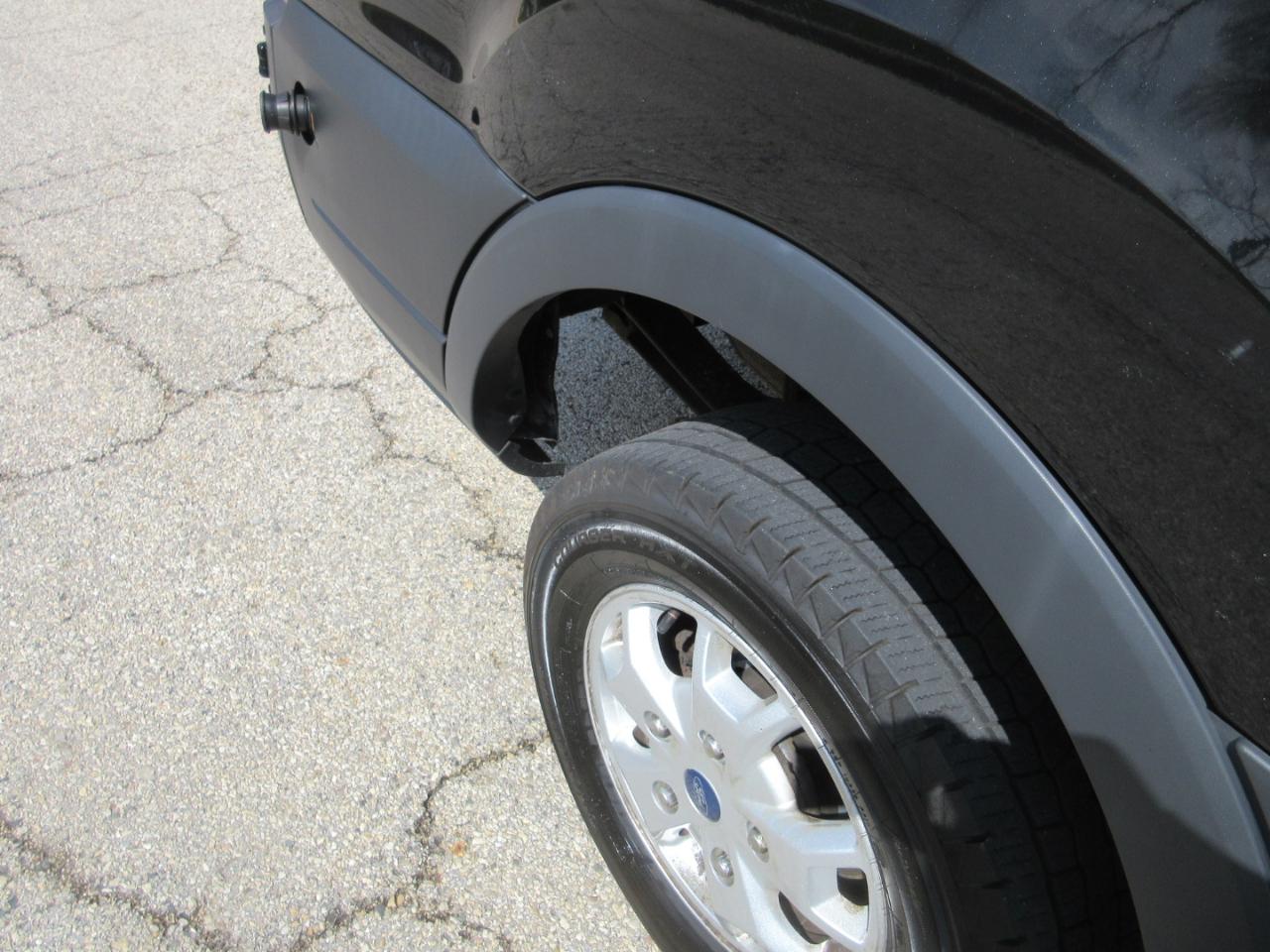 Ford Transit Cargo Van T-250 148" Med Rf 9000 GVWR Sliding RH Dr 2015