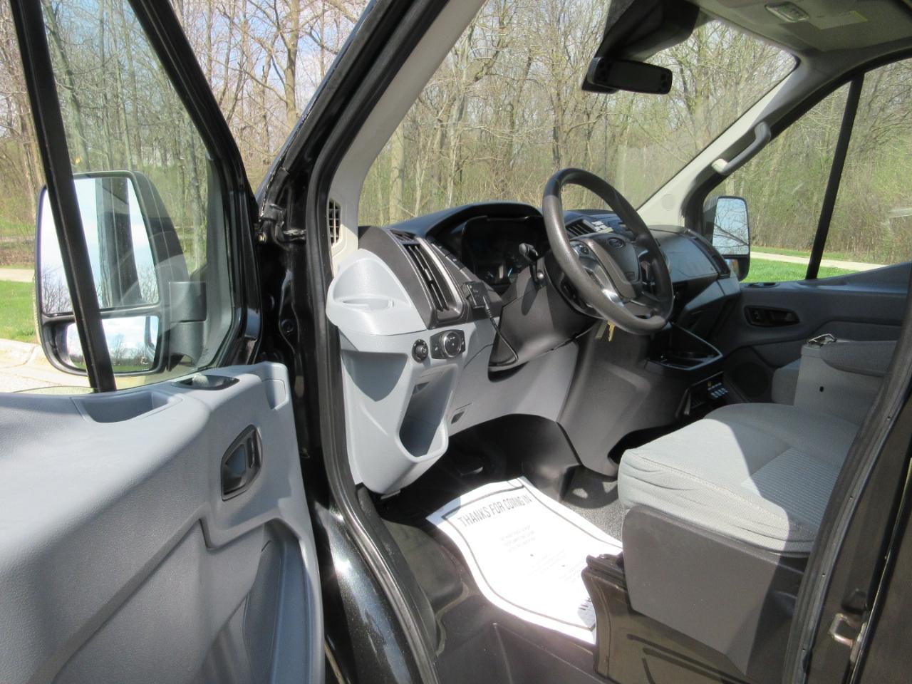 Ford Transit Cargo Van T-250 148" Med Rf 9000 GVWR Sliding RH Dr 2015