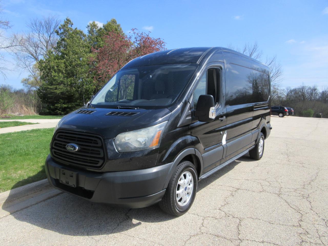 Ford Transit Cargo Van T-250 148" Med Rf 9000 GVWR Sliding RH Dr 2015