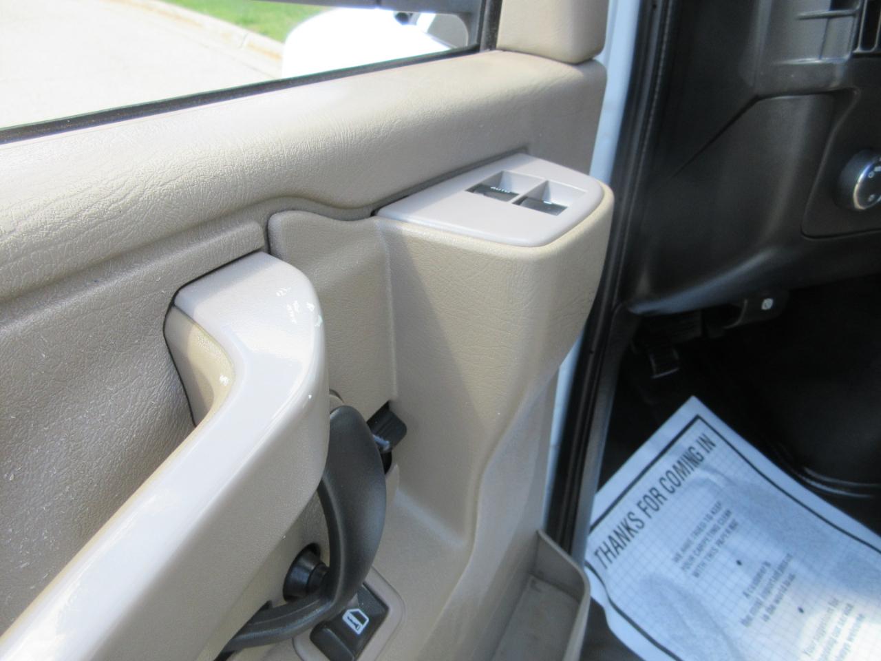 Chevrolet Express Cargo Van RWD 2500 135" 2019