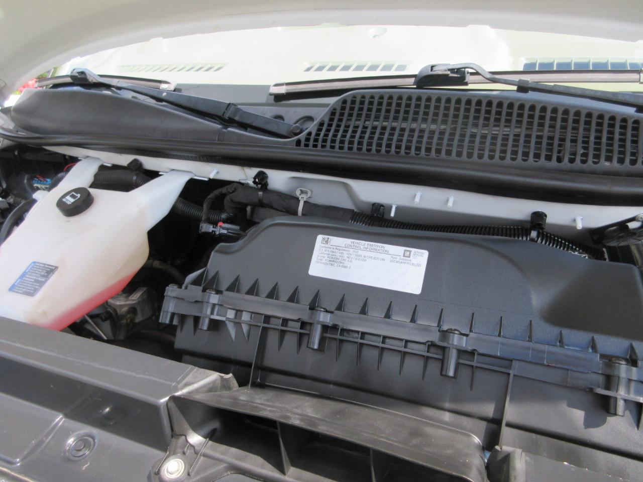 Chevrolet Express Cargo Van RWD 2500 135" 2019