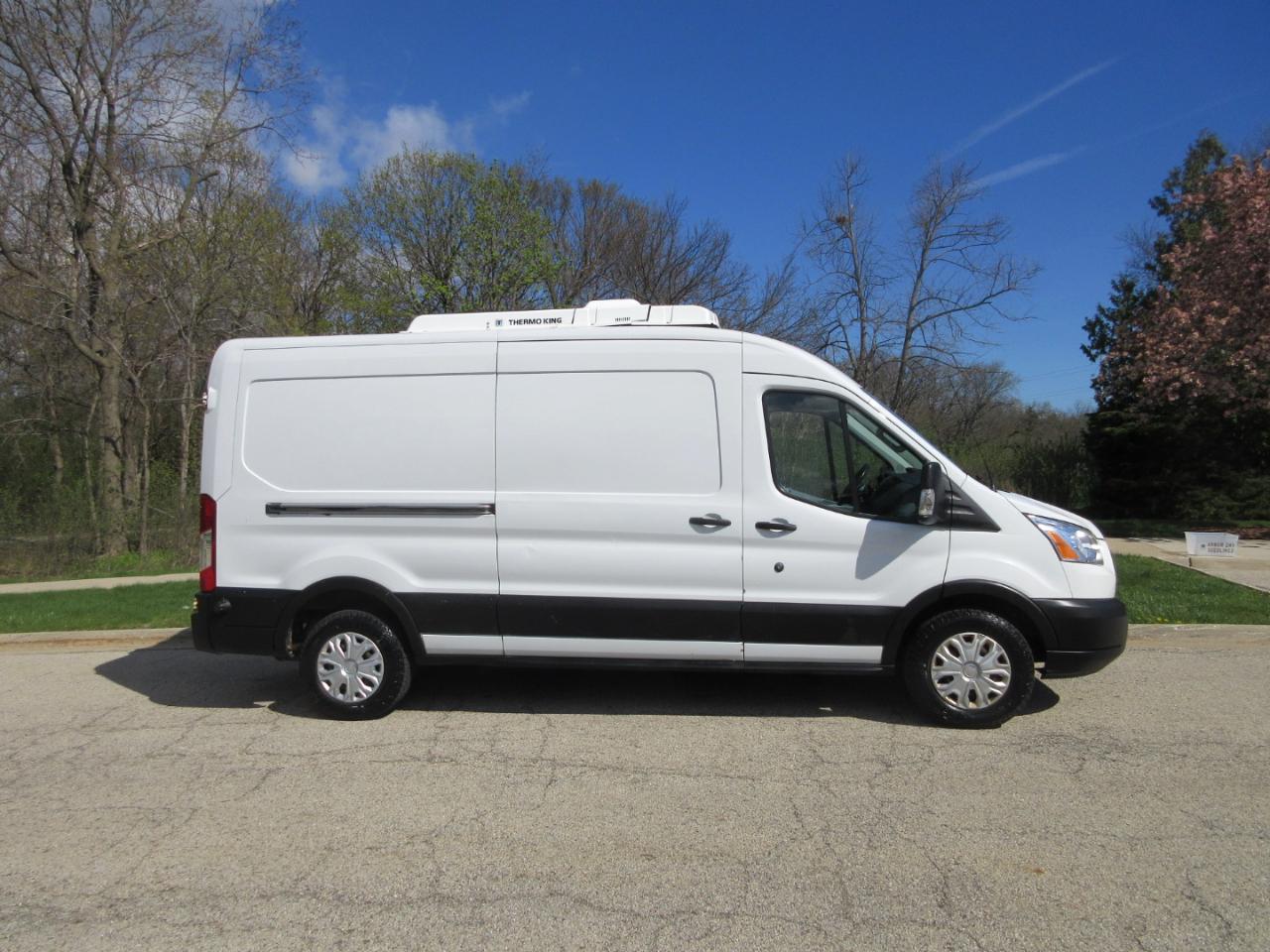 Ford Transit Van T-350 148" Med Rf 9500 GVWR Sliding RH Dr 2019