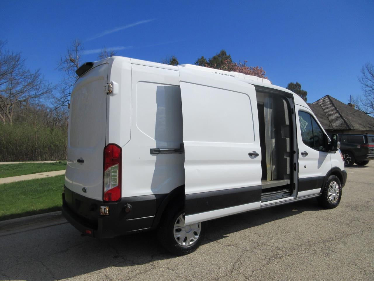 Ford Transit Van T-350 148" Med Rf 9500 GVWR Sliding RH Dr 2019