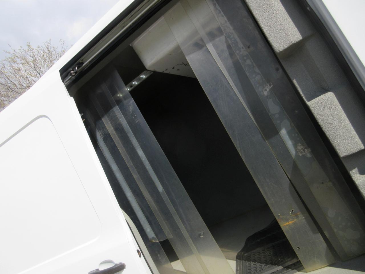 Ford Transit Van T-350 148" Med Rf 9500 GVWR Sliding RH Dr 2019