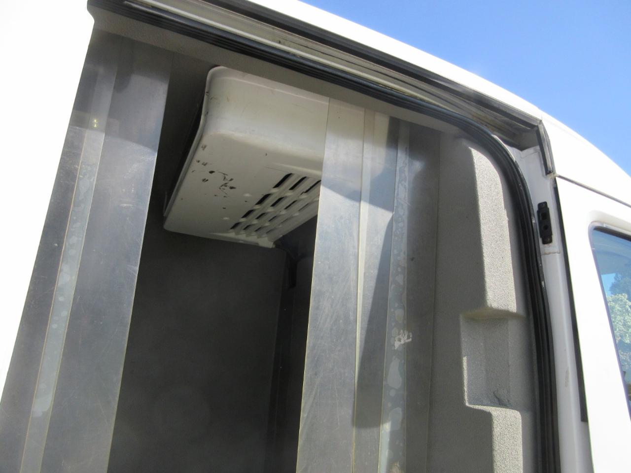 Ford Transit Van T-350 148" Med Rf 9500 GVWR Sliding RH Dr 2019