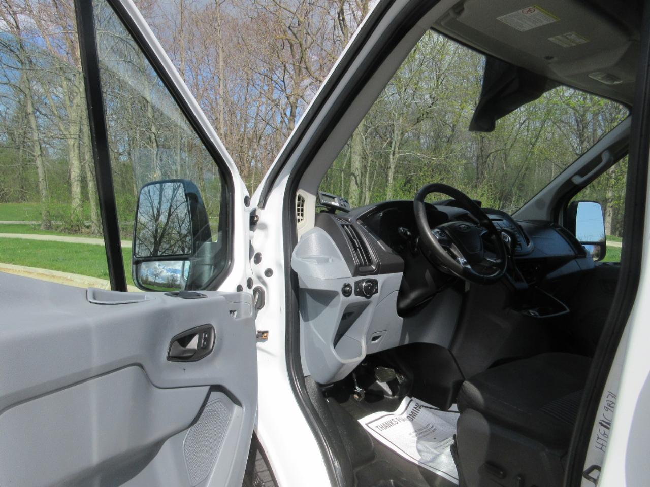 Ford Transit Van T-350 148" Med Rf 9500 GVWR Sliding RH Dr 2019