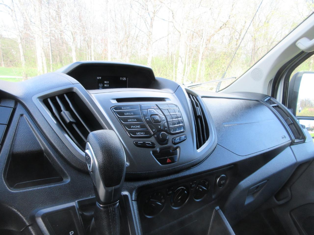 Ford Transit Van T-350 148" Med Rf 9500 GVWR Sliding RH Dr 2019