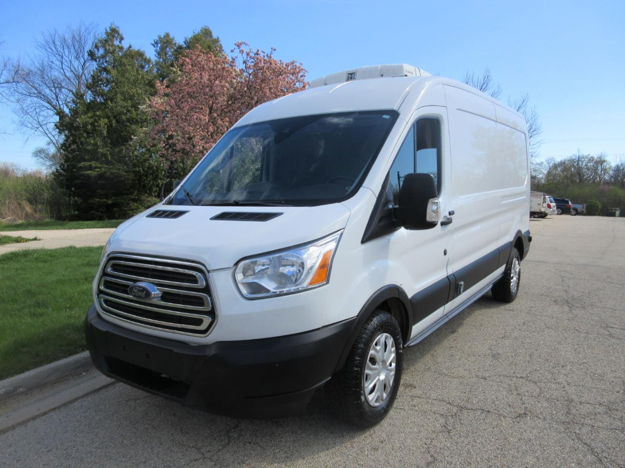 Ford Transit Van T-350 148" Med Rf 9500 GVWR Sliding RH Dr 2019
