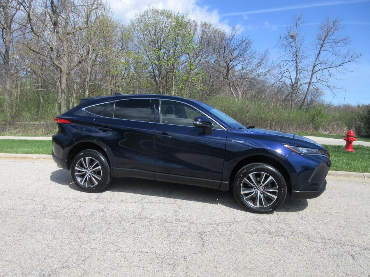 Toyota Venza LE AWD (Natl) 2021