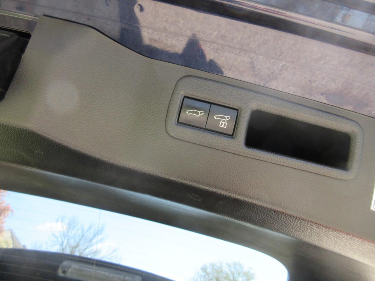 Toyota Venza LE AWD (Natl) 2021