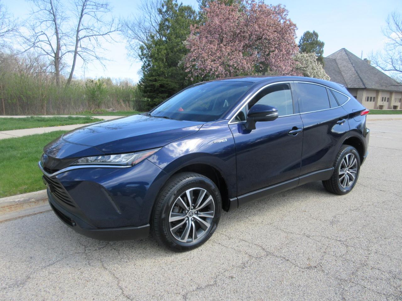 Toyota Venza LE AWD (Natl) 2021