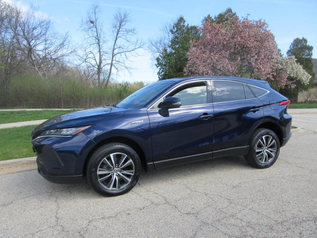 Toyota Venza LE AWD (Natl) 2021