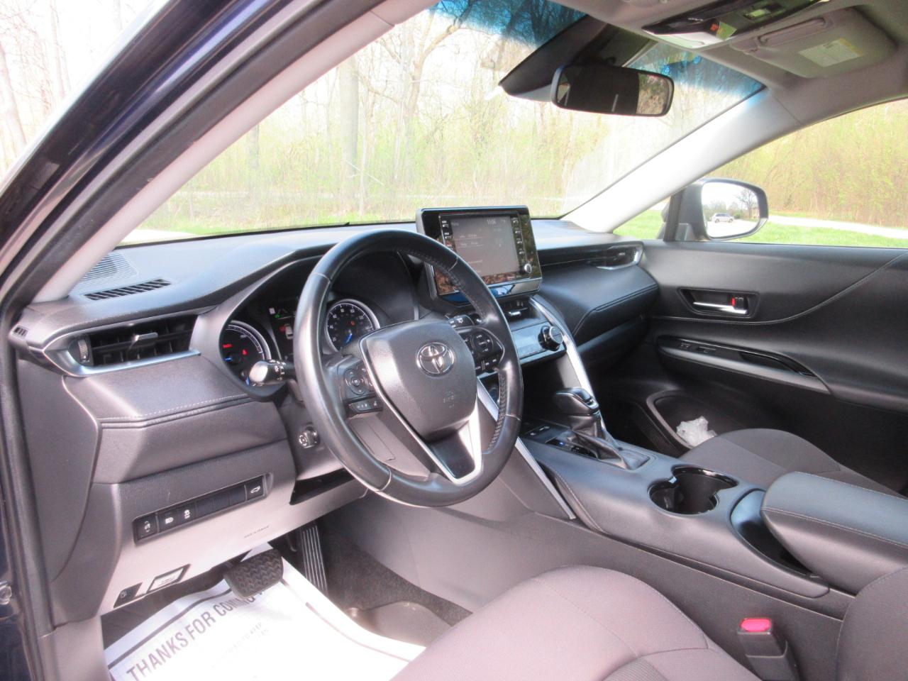 Toyota Venza LE AWD (Natl) 2021