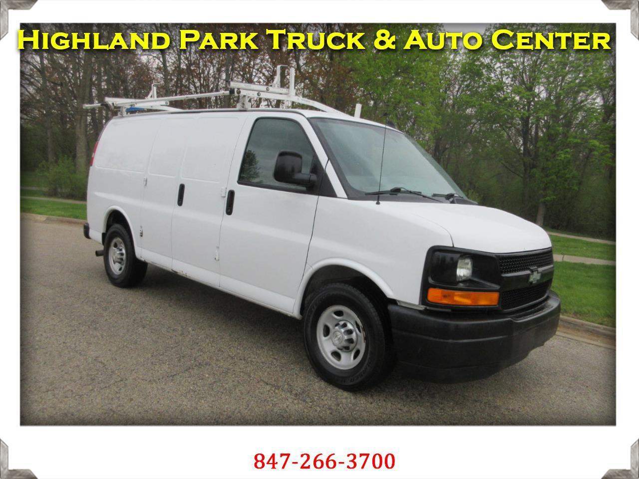 2017 Chevrolet Express Cargo Van RWD 2500 135"
