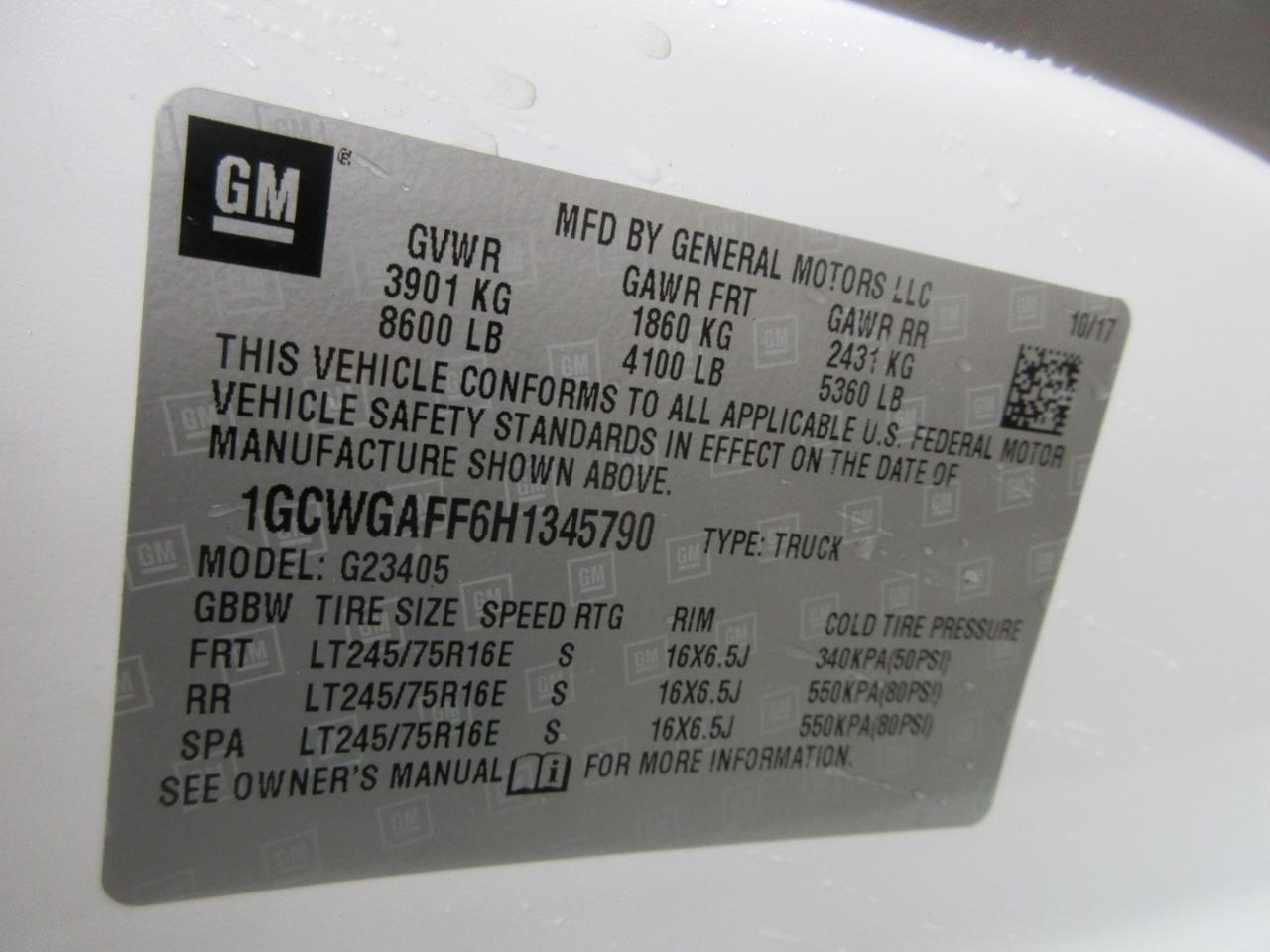 Chevrolet Express Cargo Van RWD 2500 135" 2017