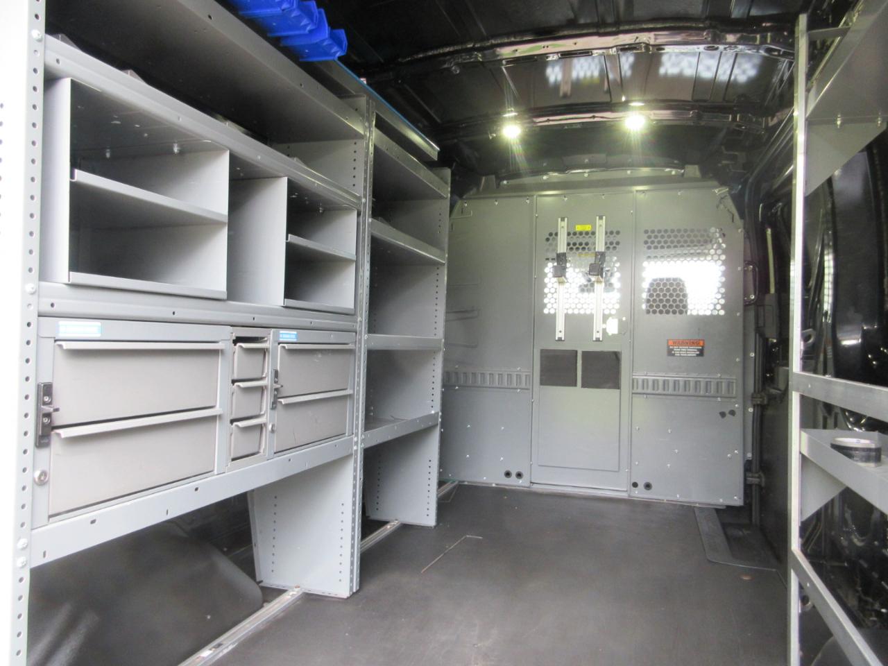 Ford Transit Van T-250 148" Med Rf 9000 GVWR Sliding RH Dr 2017