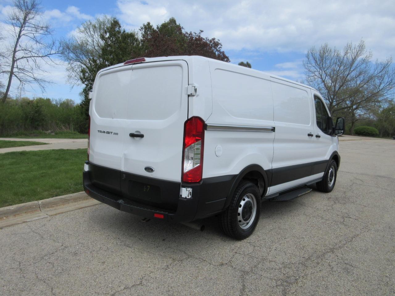 Ford Transit Cargo Van T-250 130" Low Rf 9070 GVWR RWD 2020