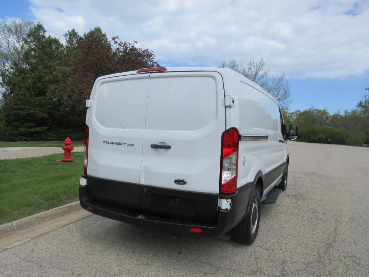 Ford Transit Cargo Van T-250 130" Low Rf 9070 GVWR RWD 2020