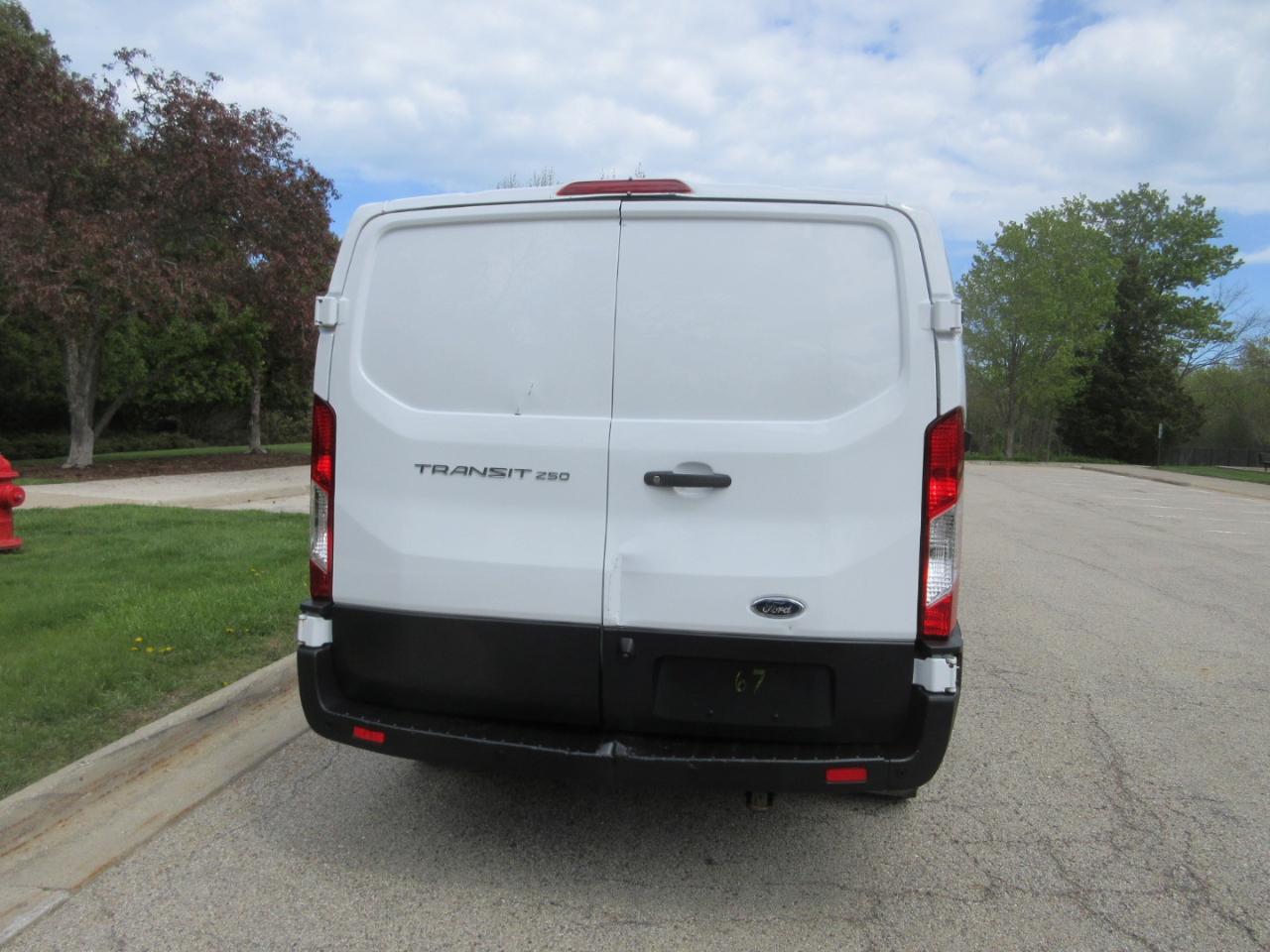 Ford Transit Cargo Van T-250 130" Low Rf 9070 GVWR RWD 2020