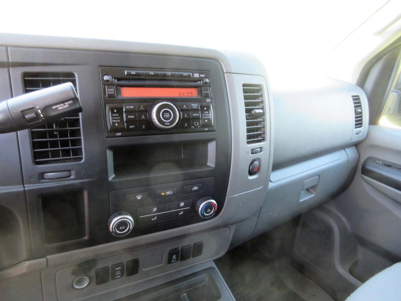 Nissan NV Standard Roof 2500 V6 SV 2016