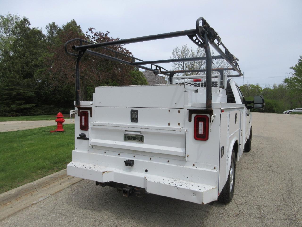 Ford Super Duty F-350 SRW XLT 2WD Reg Cab 8' Box 2018