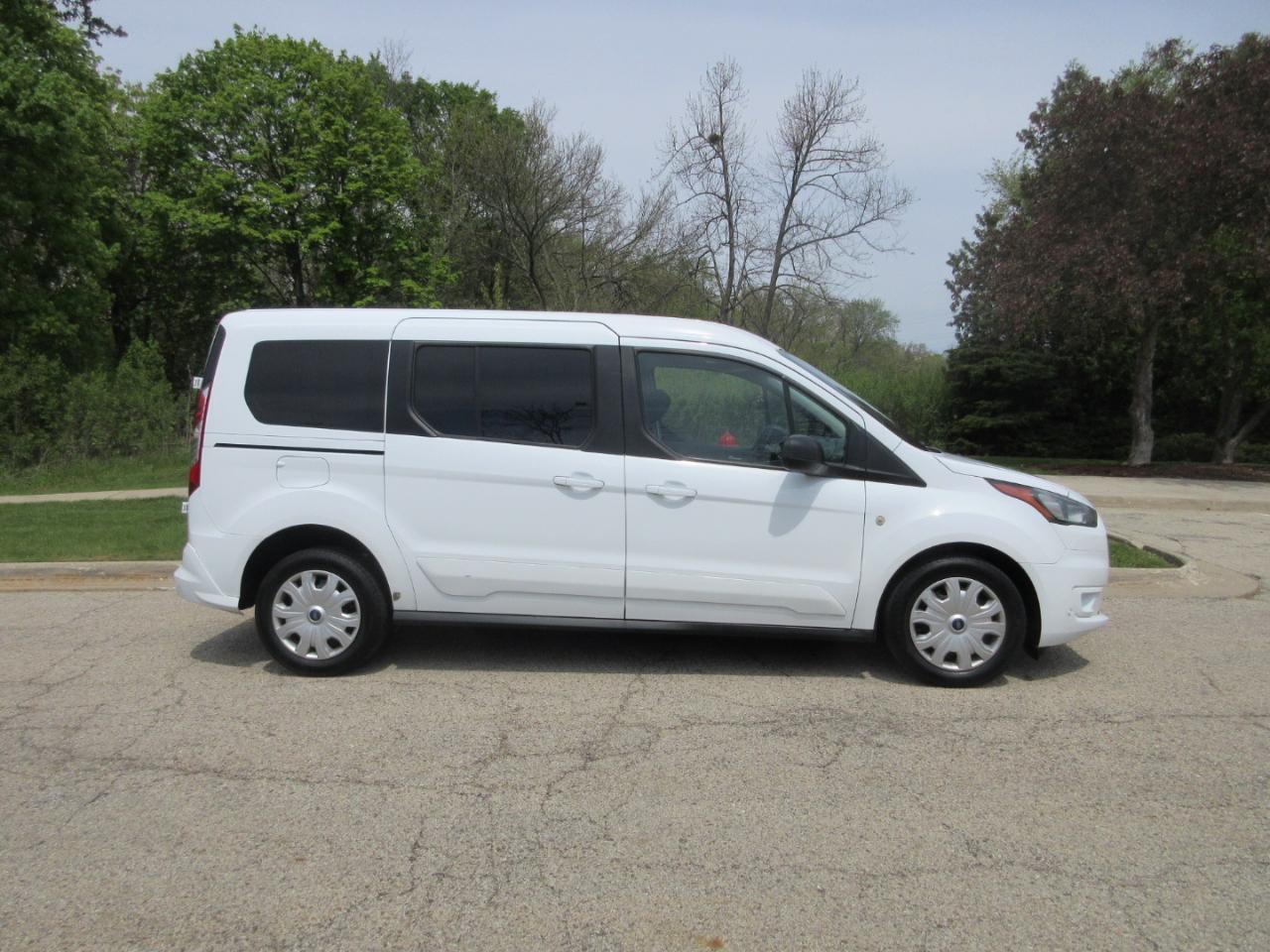 Ford Transit Connect Wagon XLT LWB w/Rear Symmetrical Doors 2022