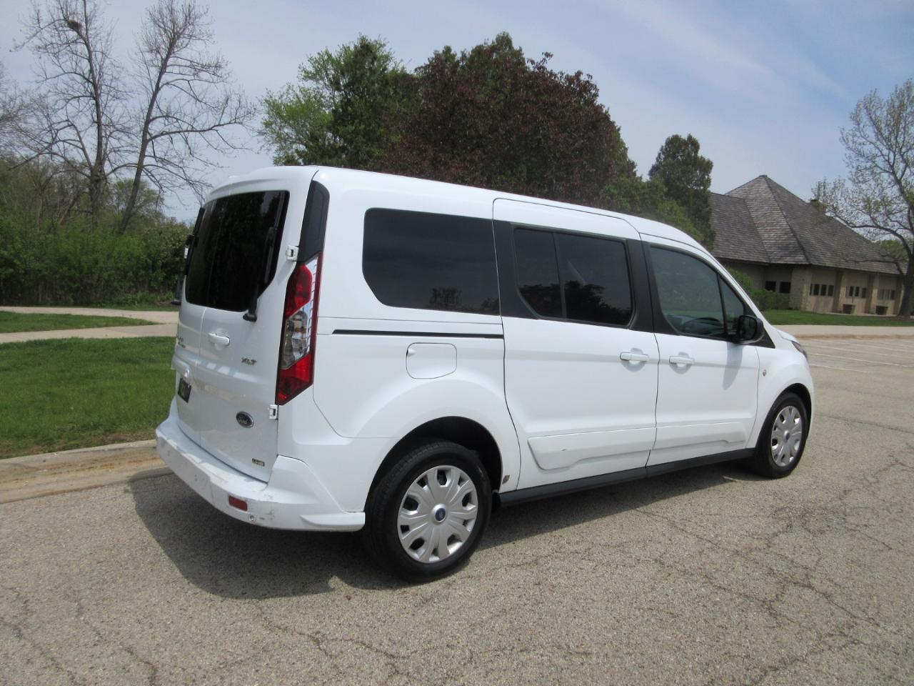 Ford Transit Connect Wagon XLT LWB w/Rear Symmetrical Doors 2022