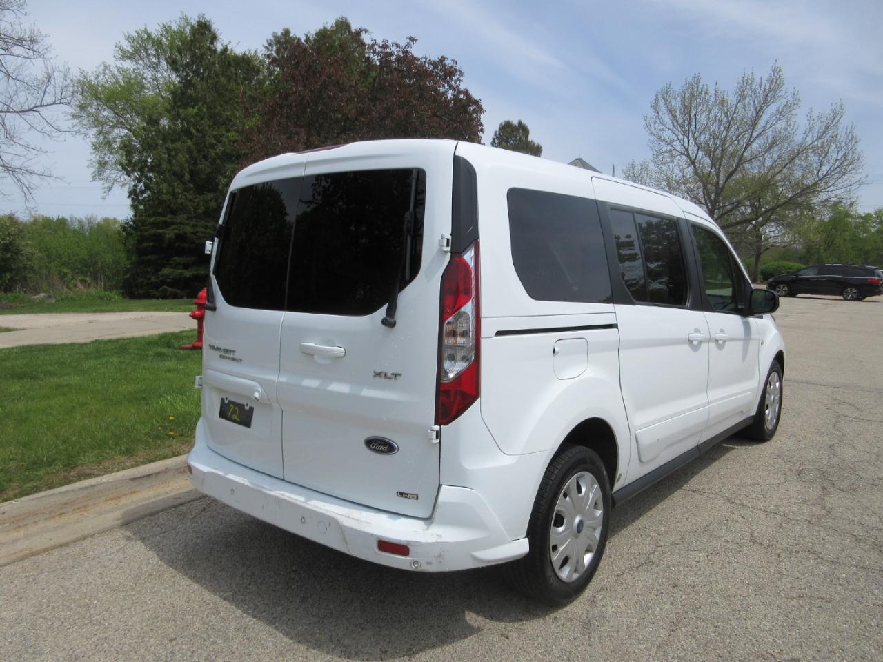 Ford Transit Connect Wagon XLT LWB w/Rear Symmetrical Doors 2022