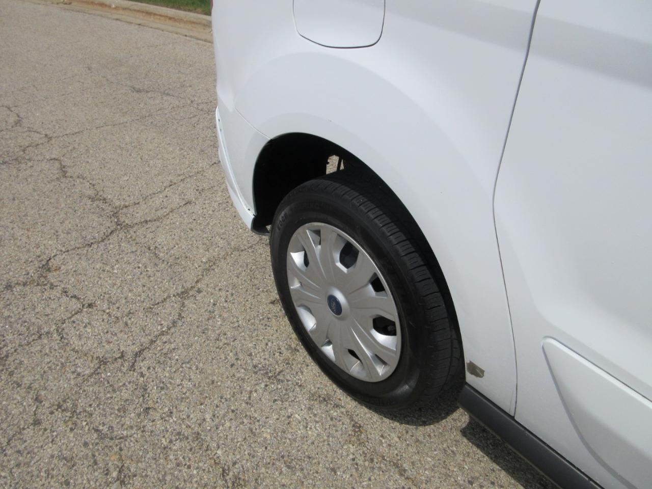 Ford Transit Connect Wagon XLT LWB w/Rear Symmetrical Doors 2022