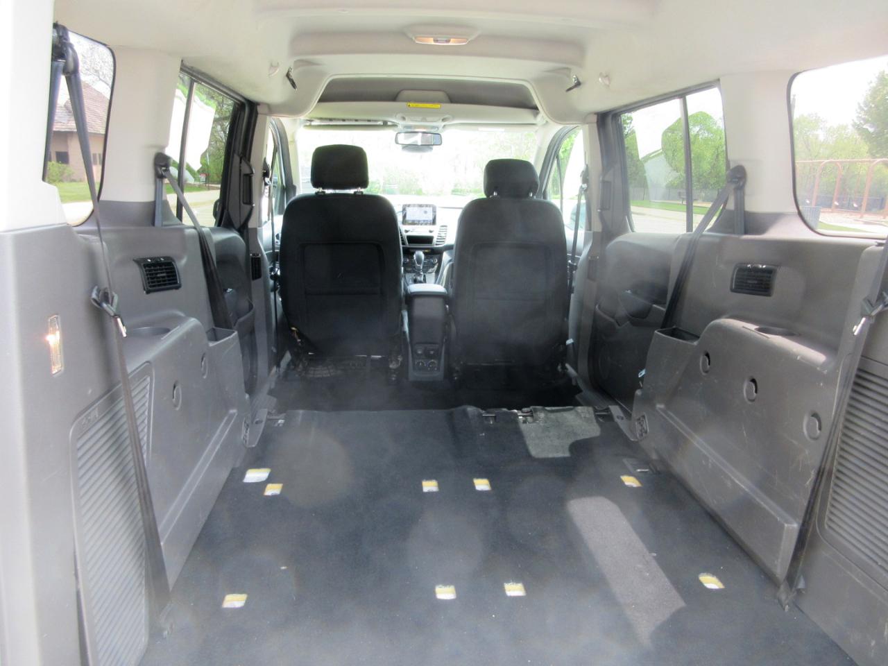 Ford Transit Connect Wagon XLT LWB w/Rear Symmetrical Doors 2022
