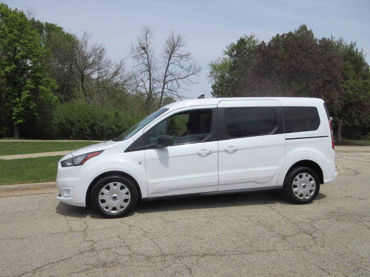 Ford Transit Connect Wagon XLT LWB w/Rear Symmetrical Doors 2022