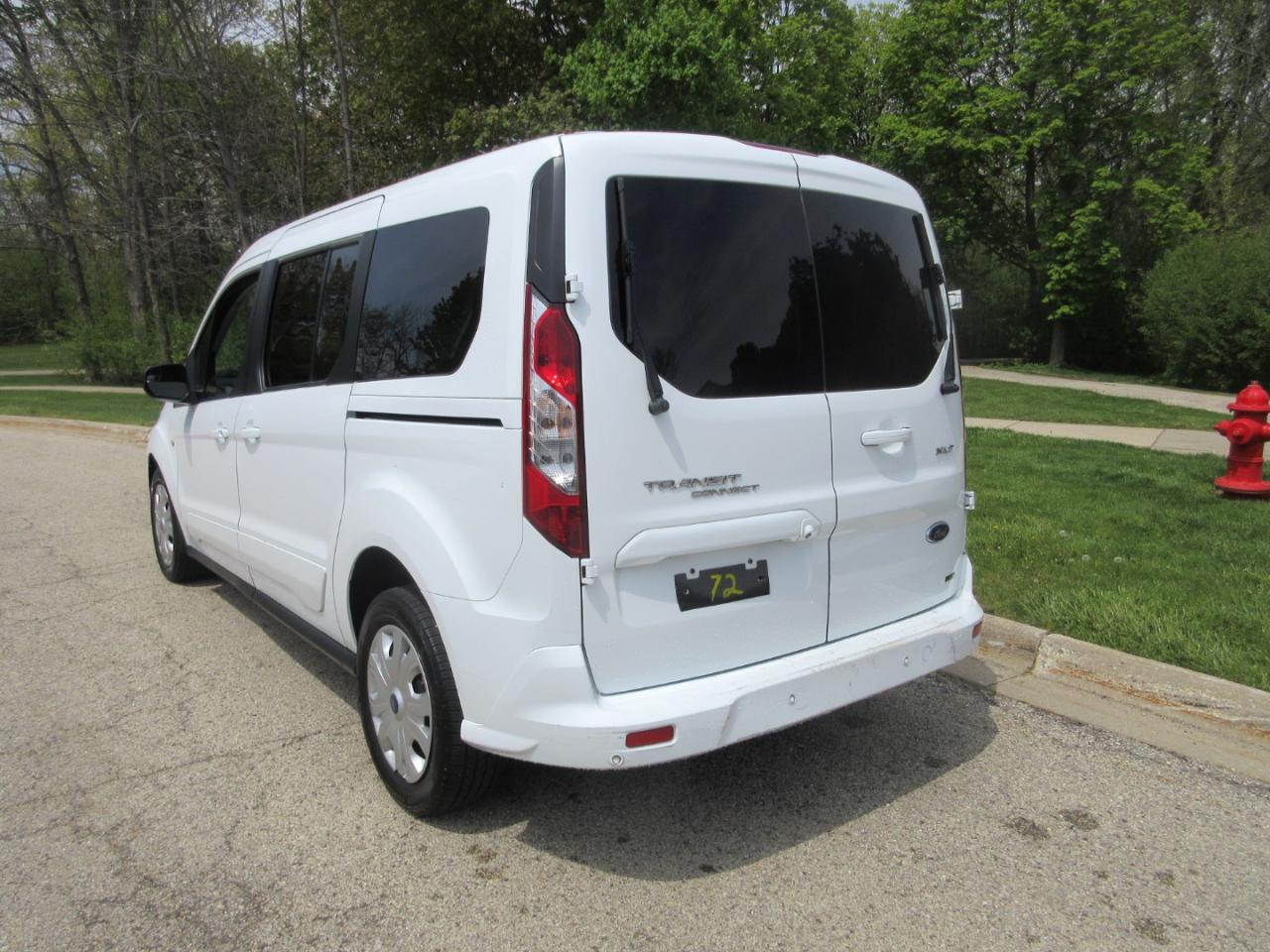 Ford Transit Connect Wagon XLT LWB w/Rear Symmetrical Doors 2022