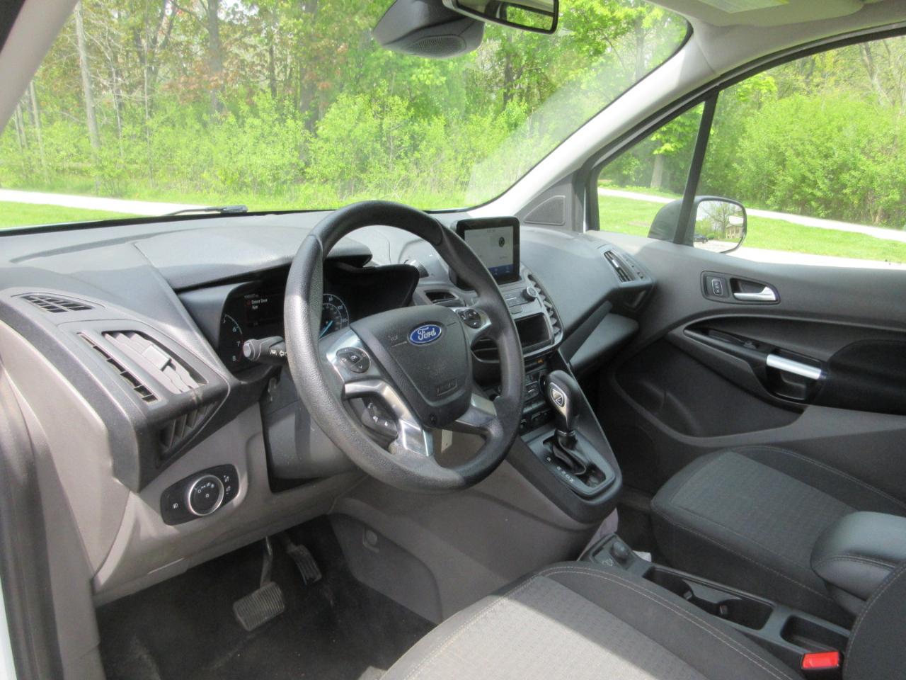 Ford Transit Connect Wagon XLT LWB w/Rear Symmetrical Doors 2022