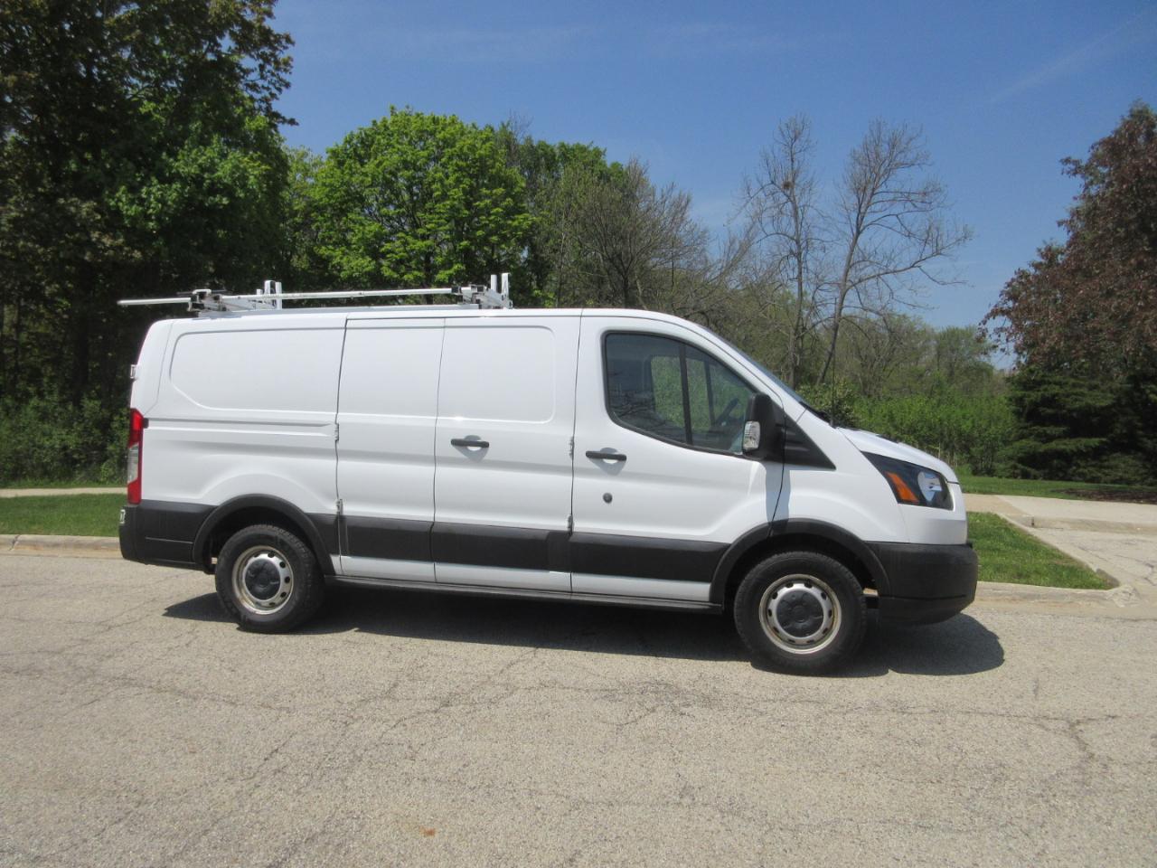 Ford Transit Van T-150 130" Low Rf 8600 GVWR Swing-Out RH Dr 2019