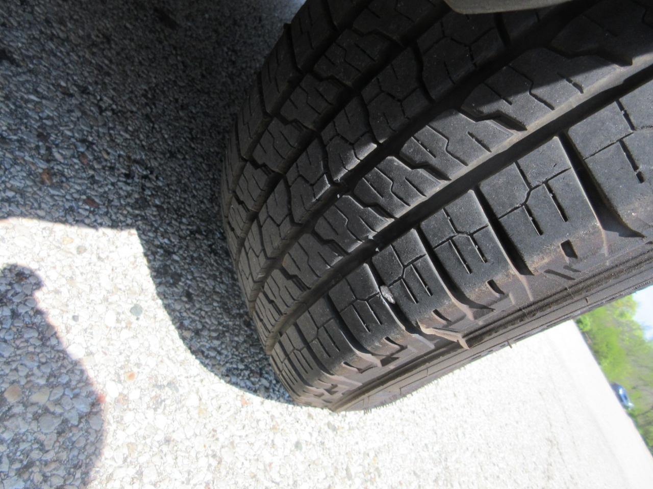 Ford Transit Van T-150 130" Low Rf 8600 GVWR Swing-Out RH Dr 2019