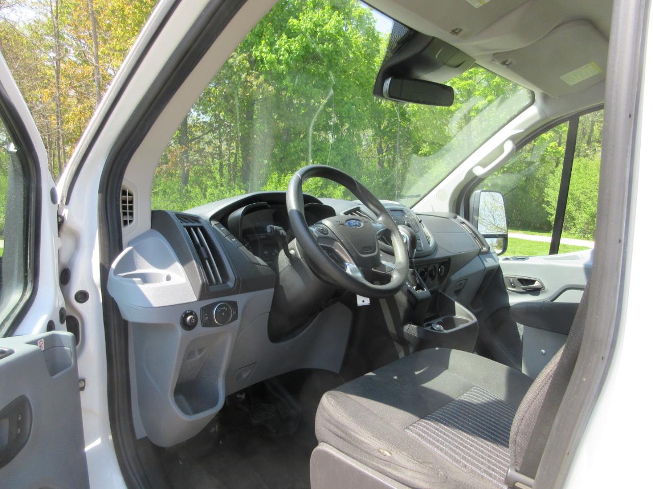 Ford Transit Van T-150 130" Low Rf 8600 GVWR Swing-Out RH Dr 2019