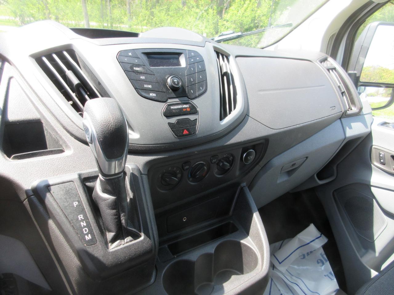 Ford Transit Van T-150 130" Low Rf 8600 GVWR Swing-Out RH Dr 2019