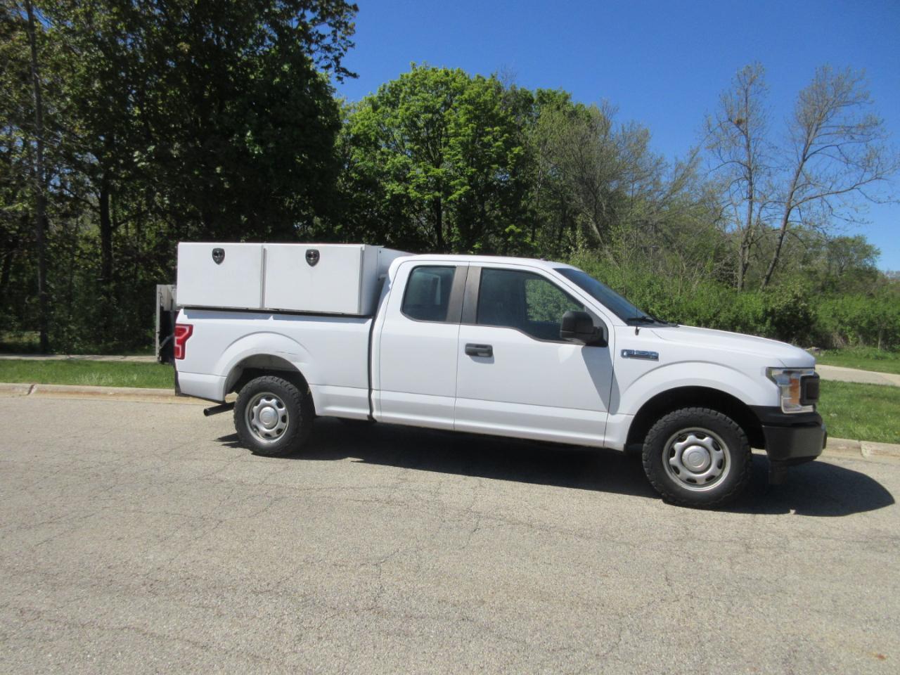 Ford F-150 XL 2WD SuperCab 8' Box 2018