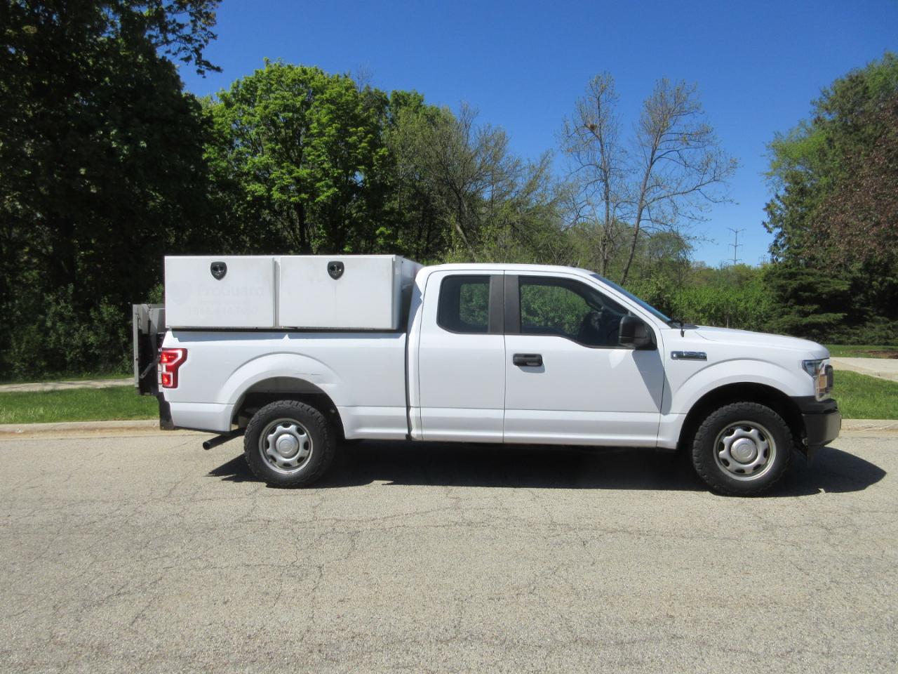 Ford F-150 XL 2WD SuperCab 8' Box 2018