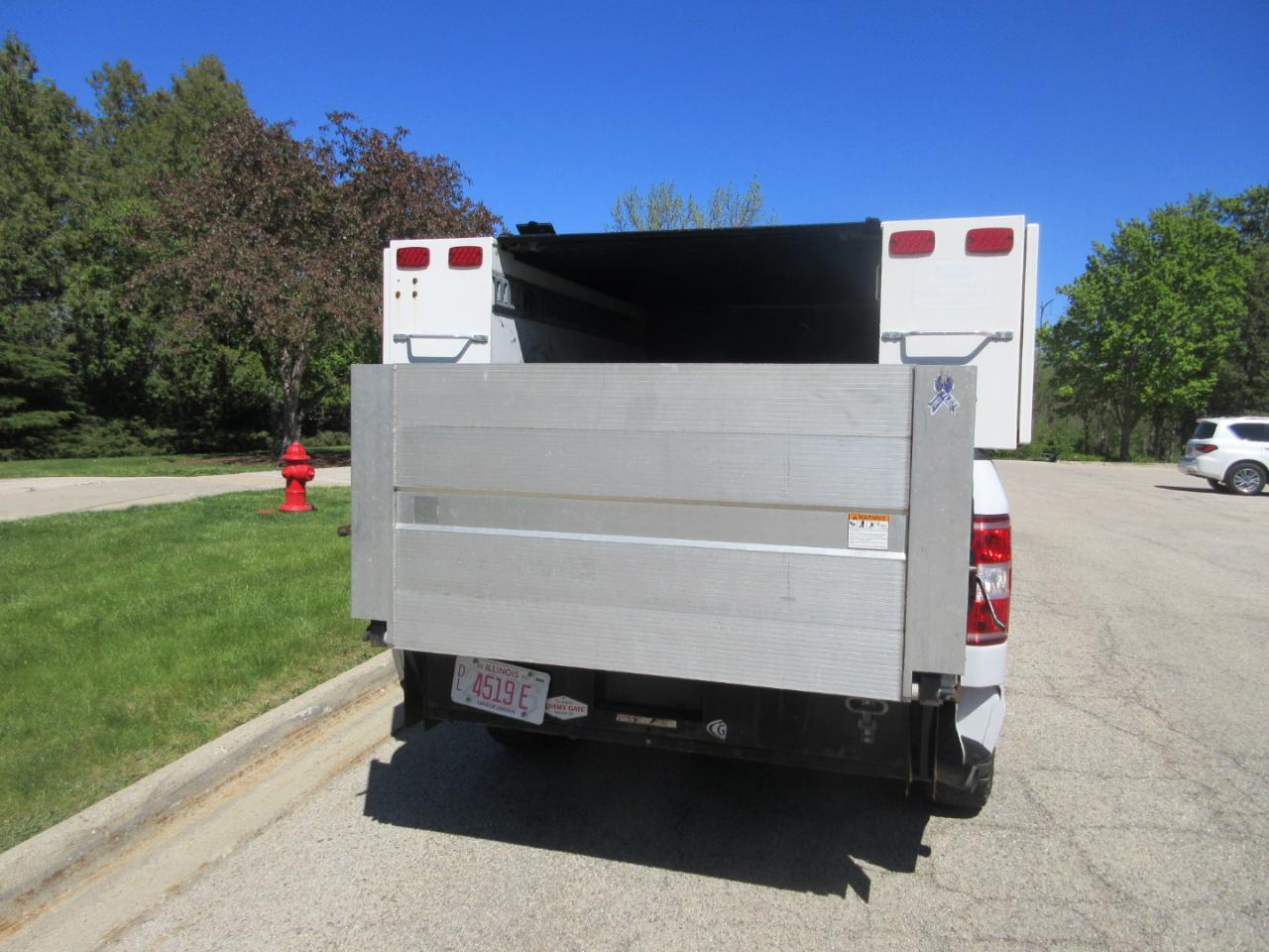 Ford F-150 XL 2WD SuperCab 8' Box 2018