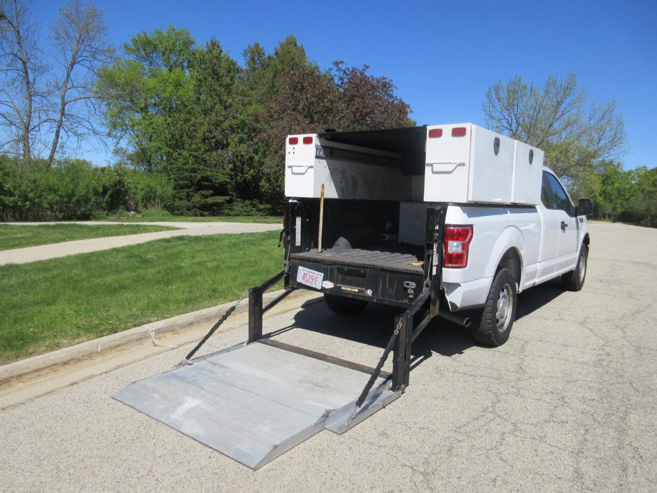 Ford F-150 XL 2WD SuperCab 8' Box 2018