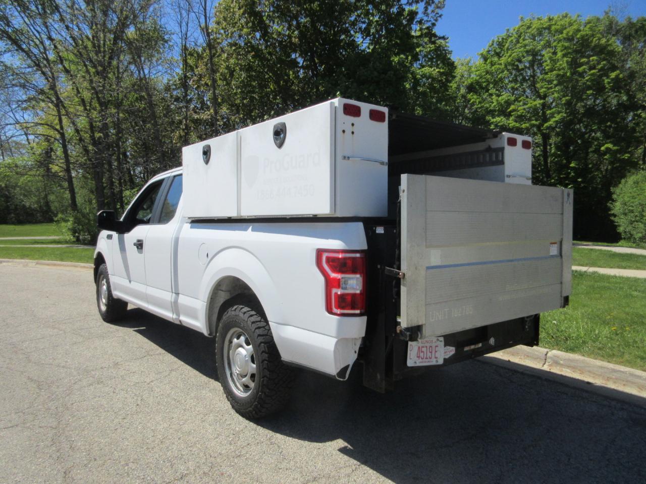 Ford F-150 XL 2WD SuperCab 8' Box 2018