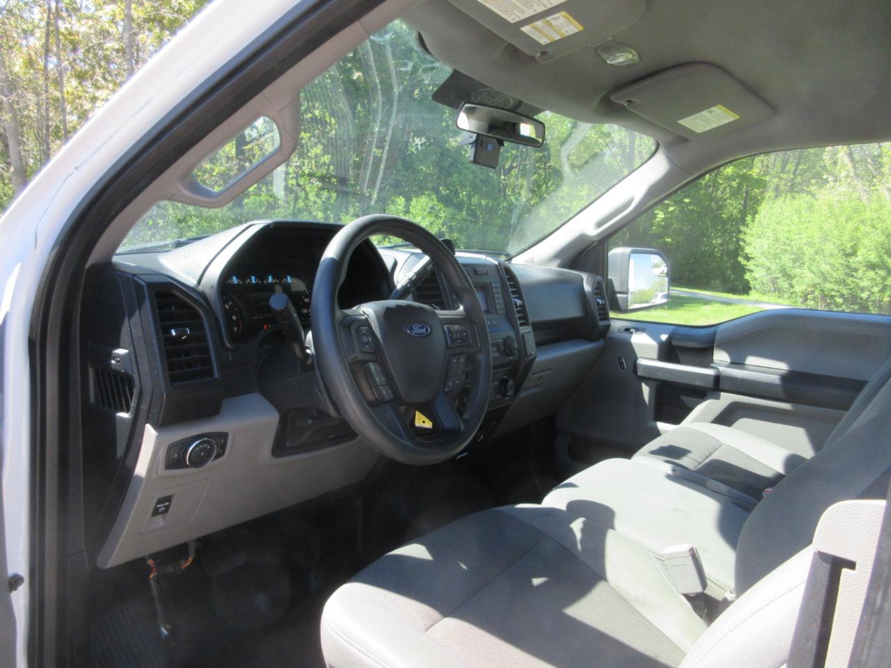 Ford F-150 XL 2WD SuperCab 8' Box 2018