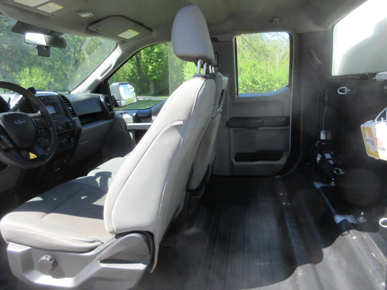 Ford F-150 XL 2WD SuperCab 8' Box 2018