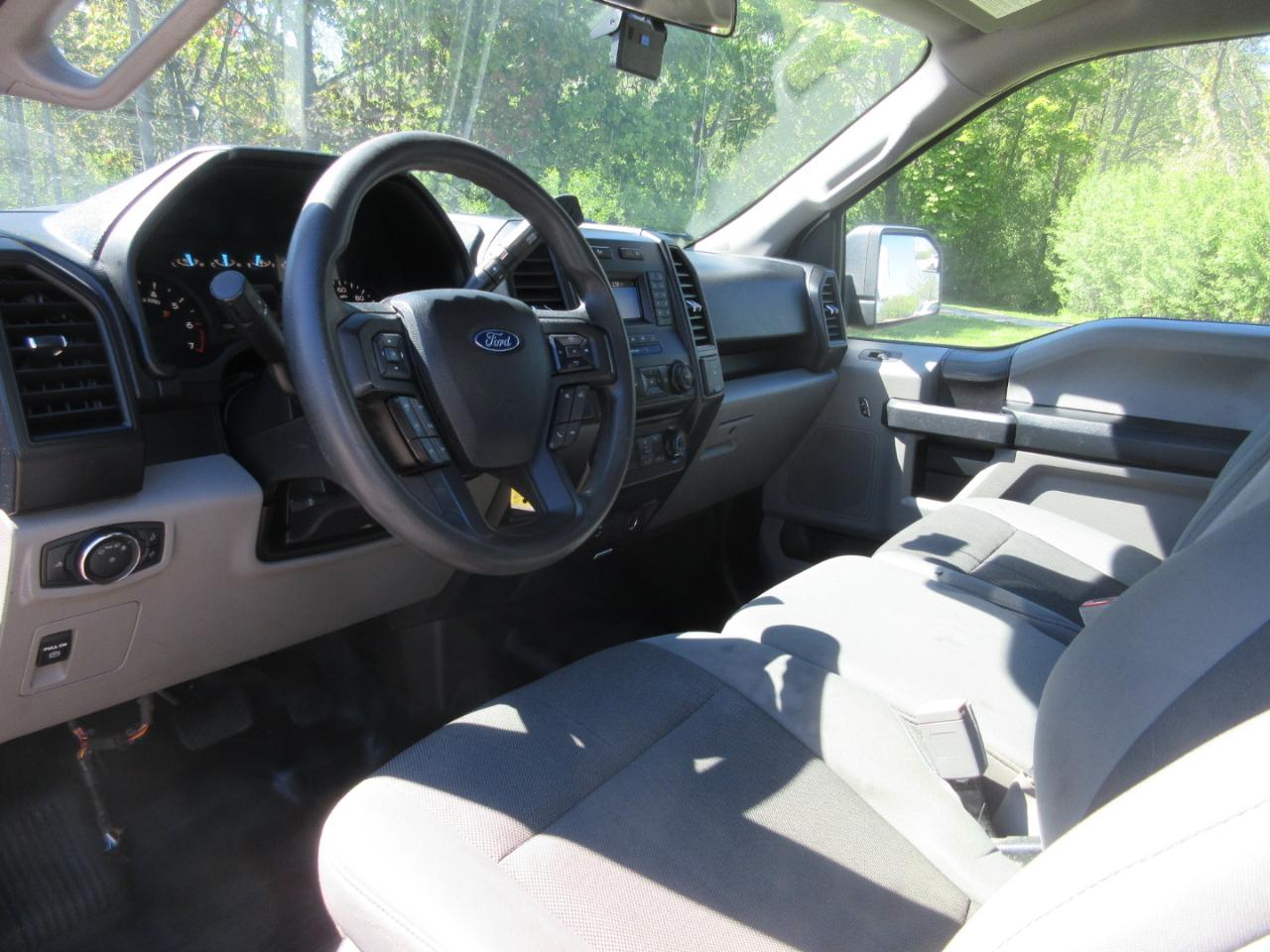Ford F-150 XL 2WD SuperCab 8' Box 2018